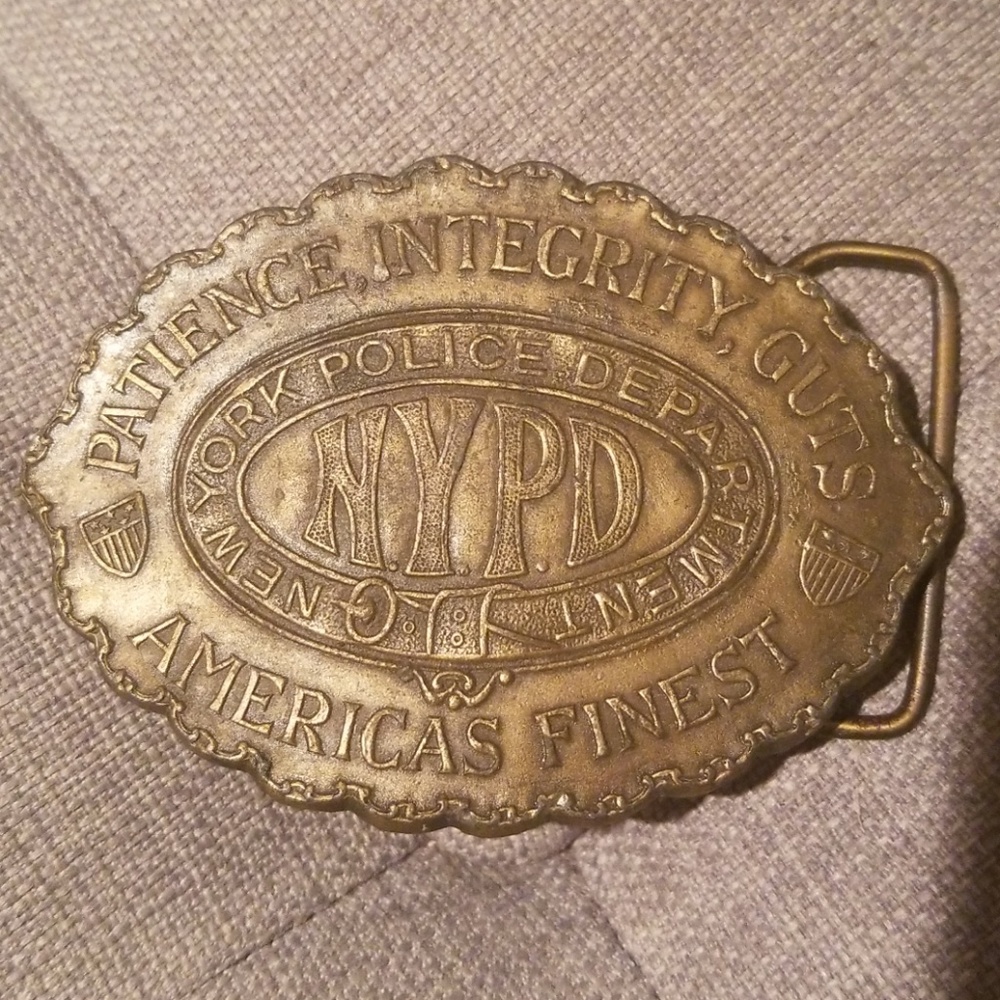 Belt buckle